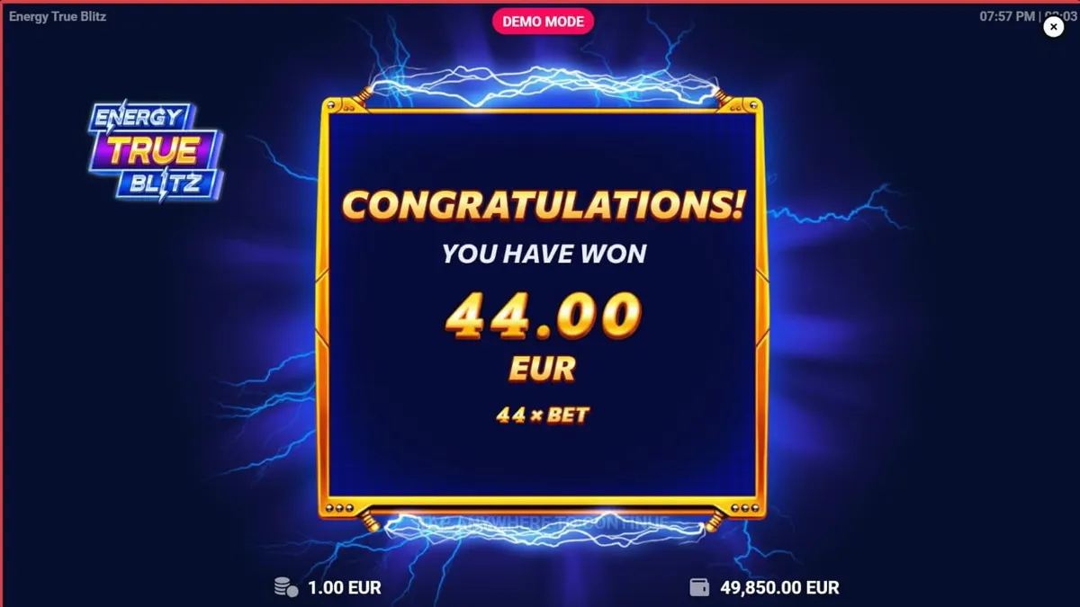 Energy True Blitz slot gameplay interface na may neon at electric theme